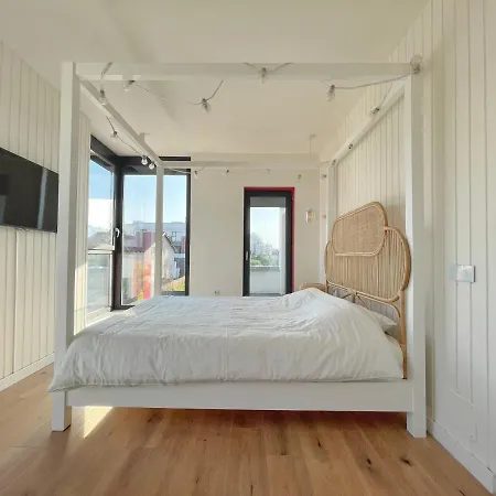 דירה Luxury Located Near Iulius Mall. *
